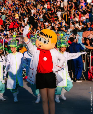 Emoção, Franjinha e Homenagens: Tudo sobre o Desfile de 90 Anos do Mauricio de Sousa!